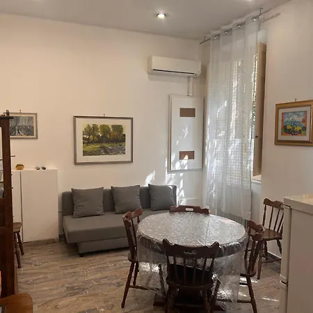 Interno3 شقة ريجّو دي كالابريا